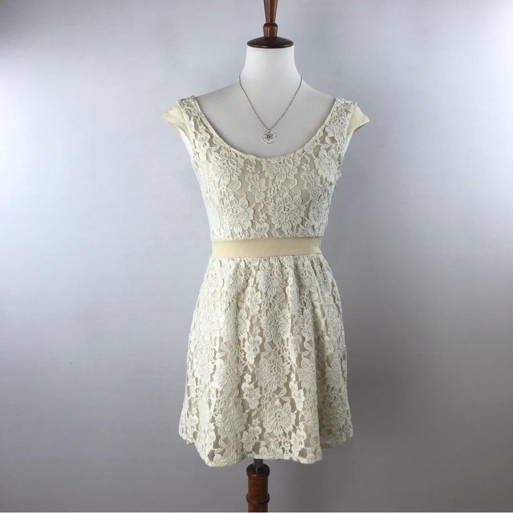 American Eagle Outfitters Cream Lace Mini Dress Size 0